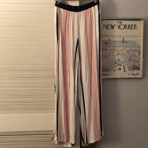 Express Pants in white, red and navy Size S